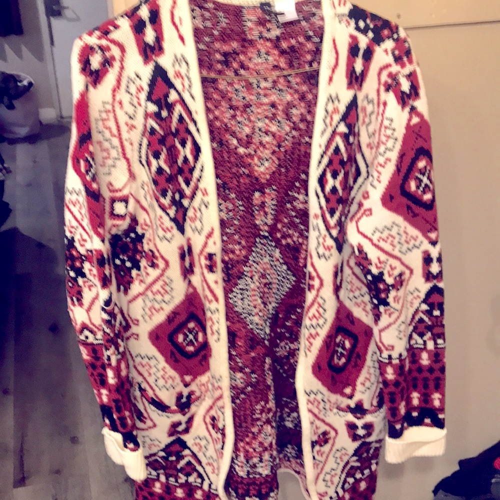 Size small DIVIDED sweater